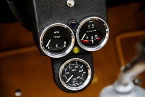 Image 11/15 of Lagonda V12 DHC (1938)