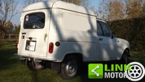 Bild 7/10 von Renault R 4 F4 (1982)