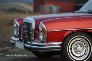 Image 18/21 of Mercedes-Benz 300 SEL 6.3 (1969)
