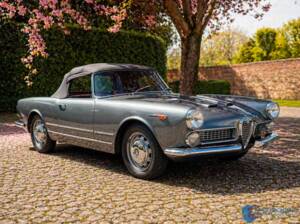 Bild 2/98 von Alfa Romeo 2000 Spider (1960)