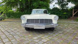 Image 8/75 of Lincoln Continental Mark II (1956)