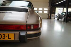 Immagine 36/50 di Porsche 911 SC 3.0 (1982)