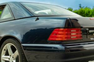 Imagen 19/50 de Mercedes-Benz SL 500 (1998)