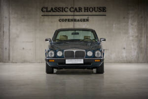 Imagen 6/99 de Daimler Double Six (1993)
