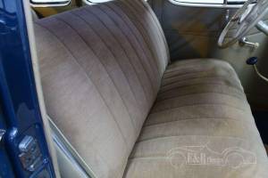 Image 8/19 of Packard Six (1938)