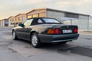 Image 4/14 of Mercedes-Benz SL 280 (1994)