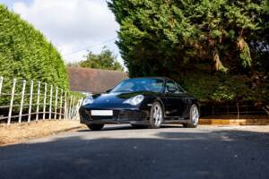 Image 11/50 of Porsche 911 Carrera 4S (2002)
