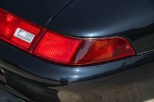 Immagine 19/50 di Porsche 911 Carrera 4S (1996)
