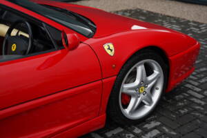 Bild 25/50 von Ferrari F 355 Spider (1999)