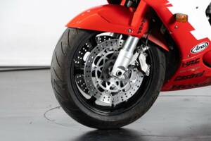 Imagen 41/44 de Honda CBR 900RR Fireblade (1999)