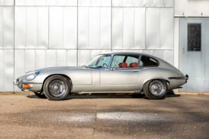 Bild 3/50 von Jaguar E-Type V12 (2+2) (1971)