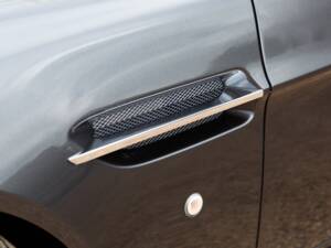Bild 26/79 von Aston Martin V12 Vantage (2011)