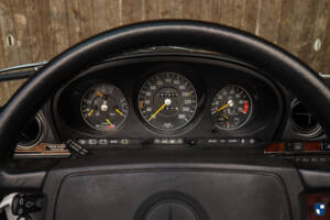 Image 34/85 of Mercedes-Benz 560 SL (1986)