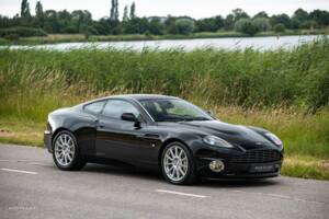 Image 3/23 de Aston Martin V12 Vanquish S Ultimate Edition (2007)