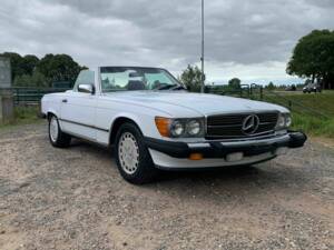 Image 1/8 de Mercedes-Benz 560 SL (1986)