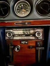 Image 9/18 of Mercedes-Benz 350 SL (1971)