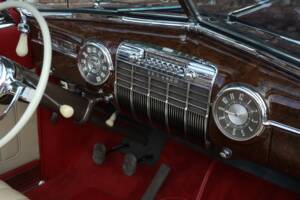 Image 29/50 de Cadillac 62 Convertible (1941)