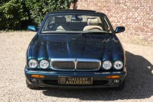 Bild 23/50 von Jaguar XJ 8 4.0 Executive (2001)