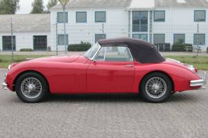 Image 80/84 of Jaguar XK 150 SE DHC (1958)