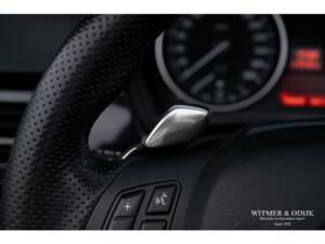 Image 11/32 de BMW 335i (2008)