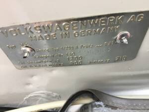 Image 41/83 of Volkswagen Karmann Ghia 1500 (1969)