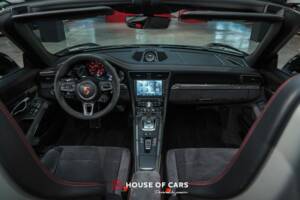 Bild 15/25 von Porsche 911 Carrera GTS (2017)