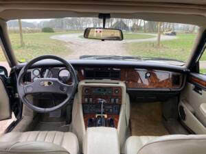 Bild 6/40 von Jaguar XJ 12 (1992)