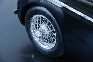 Image 34/47 de Jaguar XK 120 FHC (1954)