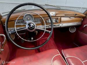 Image 24/36 of Mercedes-Benz 300 d (1958)