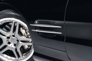 Image 10/31 of Mercedes-Benz SL 55 AMG (2003)