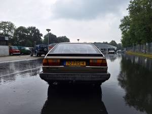 Image 6/14 de Volkswagen Passat TD  1.6 (1986)