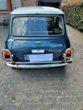 Image 4/8 of Mini 1000 (1989)