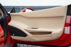 Bild 14/50 von Ferrari 458 Spider (2013)