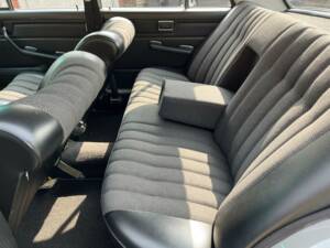 Bild 12/14 von Mercedes-Benz 200 (1972)