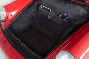 Afbeelding 43/48 van Porsche 911 Carrera 2 (1990)