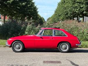 Afbeelding 18/18 van MG MGB GT (1967)