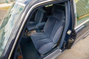 Bild 17/29 von Mercedes-Benz 300 SE (1990)
