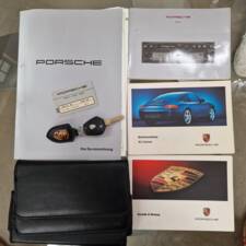 Bild 45/155 von Porsche 911 Carrera (1998)