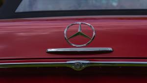 Image 24/64 de Mercedes-Benz 280 SL (1969)