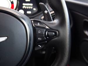 Immagine 59/84 di Aston Martin DBS 770 Ultimate Volante (2023)