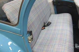 Image 7/19 de Citroën 2 CV 6 (1990)