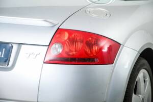 Bild 30/50 von Audi TT 1.8 T (2000)