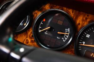 Immagine 14/32 di Porsche 911 Carrera (1994)