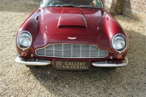 Bild 36/50 von Aston Martin DB 6 Vantage (1966)