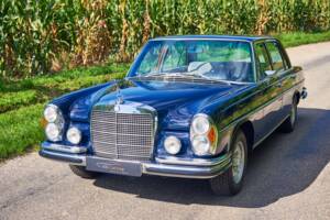 Image 9/38 of Mercedes-Benz 300 SEL 6.3 (1970)