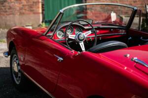 Image 35/46 of Alfa Romeo 2000 Spider (1960)