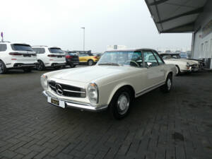Imagen 3/25 de Mercedes-Benz 280 SL (1968)