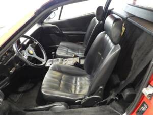 Image 5/15 de Ferrari 328 GTB (1987)