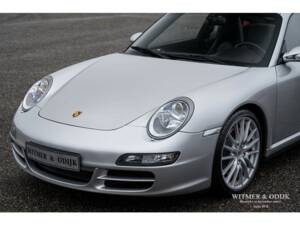 Bild 10/31 von Porsche 911 Carrera 4S (2006)