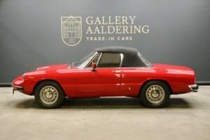 Afbeelding 12/50 van Alfa Romeo Spider Veloce 2000 (1982)